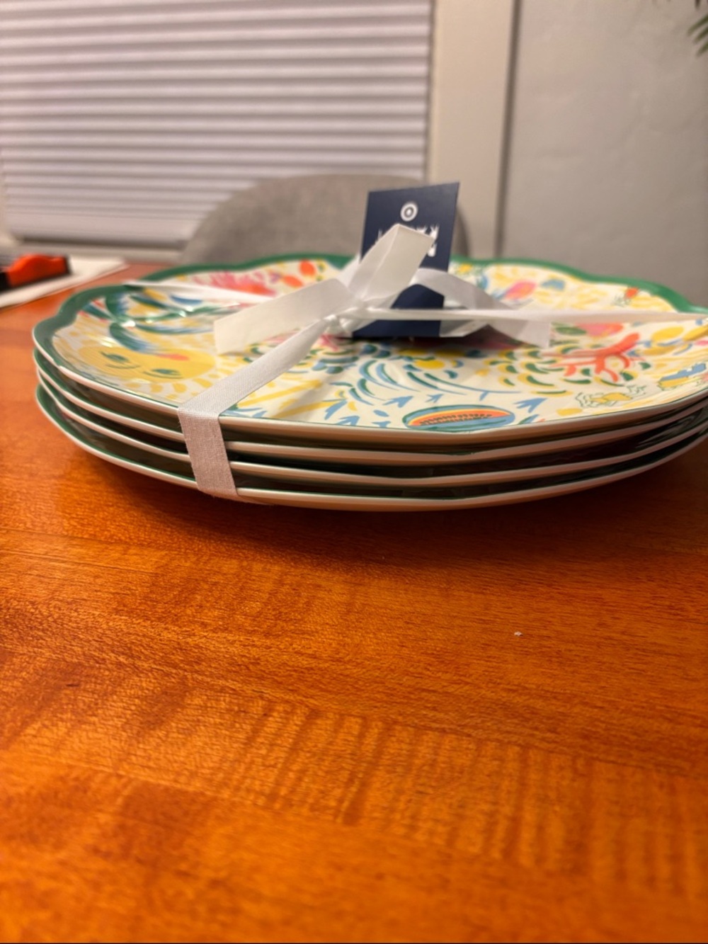 Roller Rabbit x Target Vacation Melamine Dinner Plates - Set of 4 - Picture 6 of 6